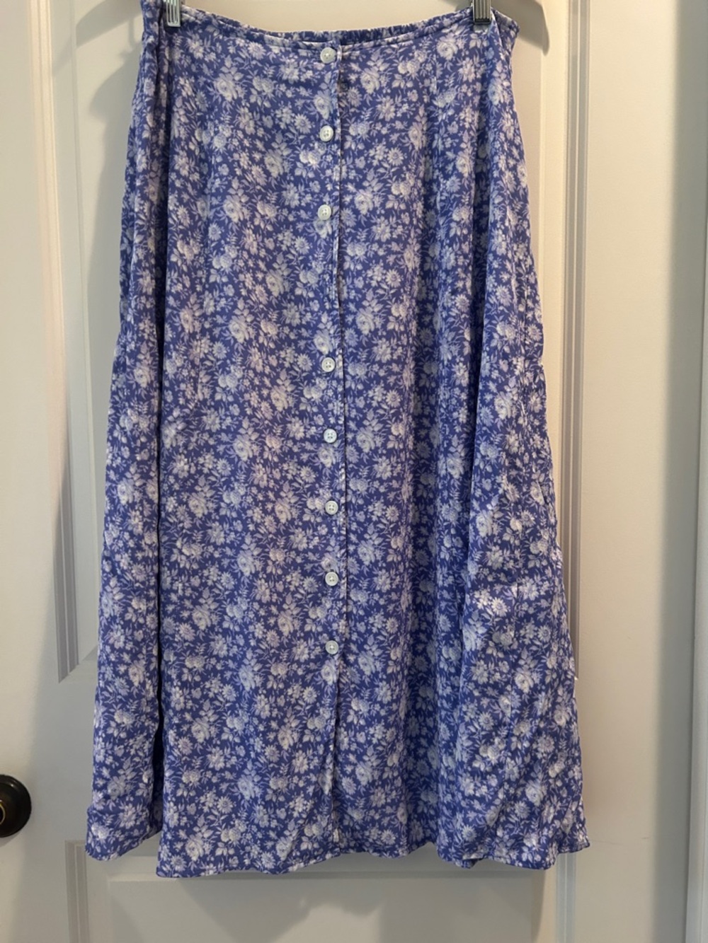 L.L Bean Flowy Bluish Floral Button-Front Midi Skirt Lightweight Lined size 12P